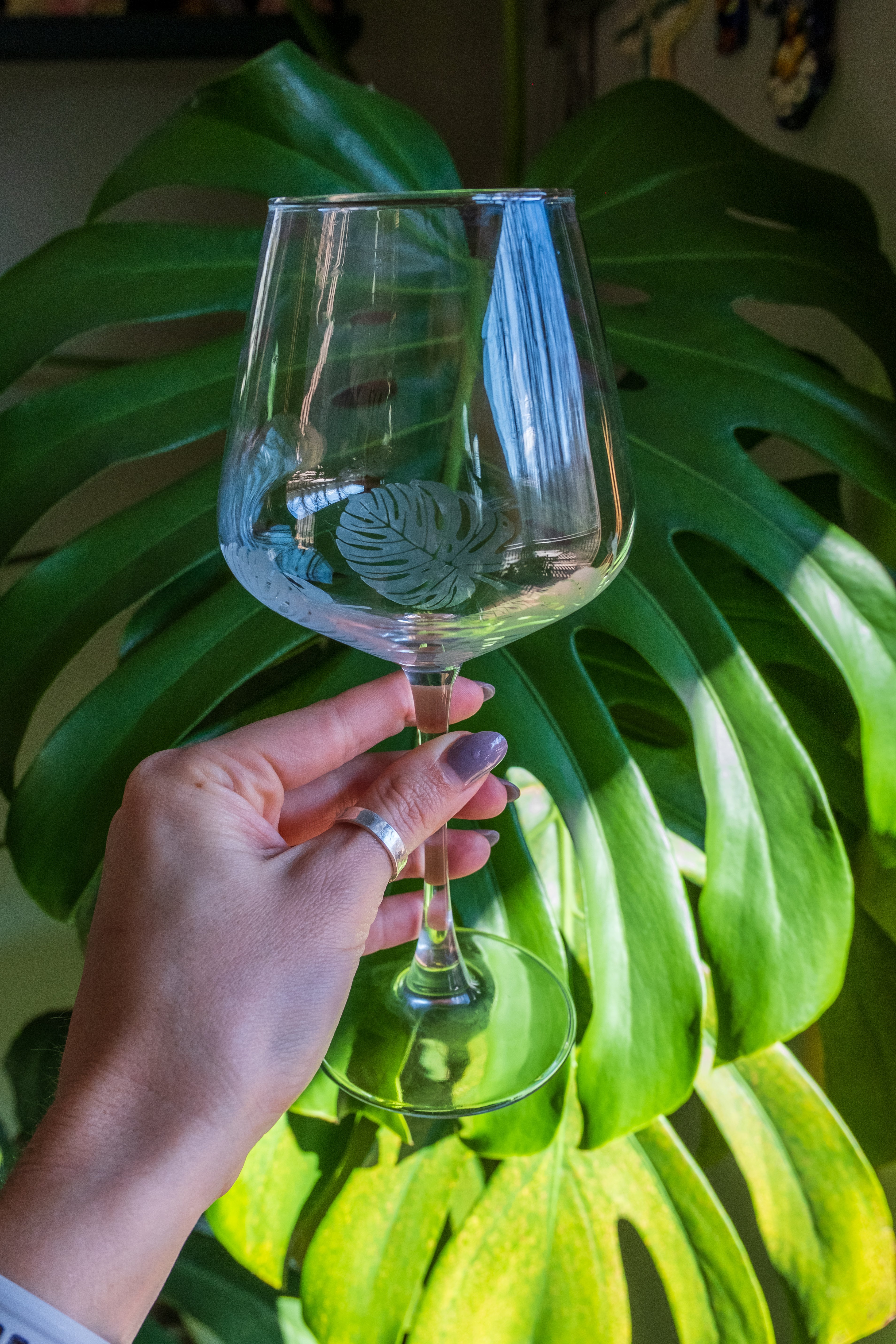 Monstera Wine Glass